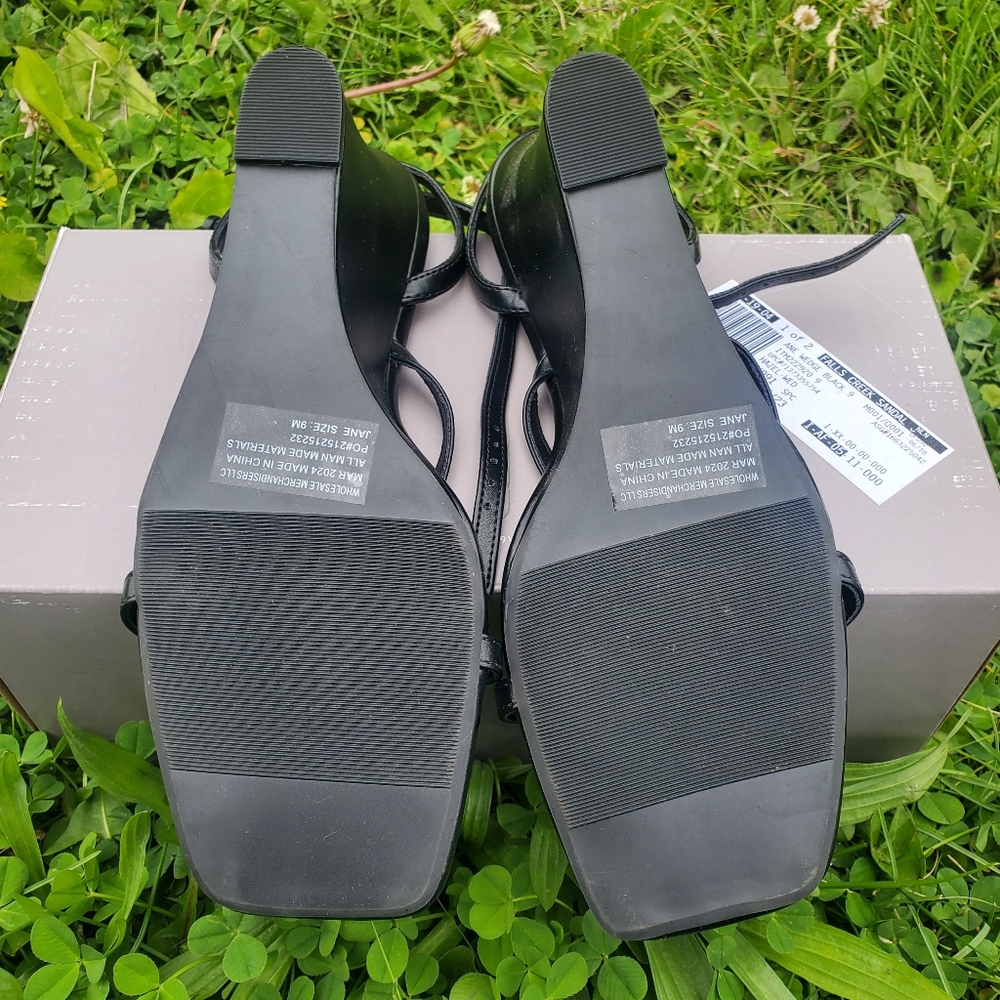 Falls Creek Black Strappy Wedge Sandals - Picture 6 of 11
